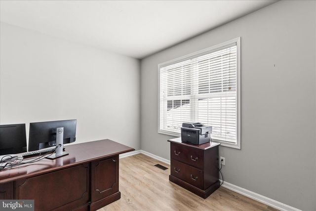 4 DEVONSHIRE DR, Shrewsbury, PA 17361