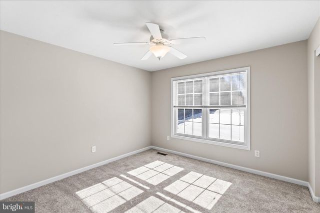 4 DEVONSHIRE DR, Shrewsbury, PA 17361