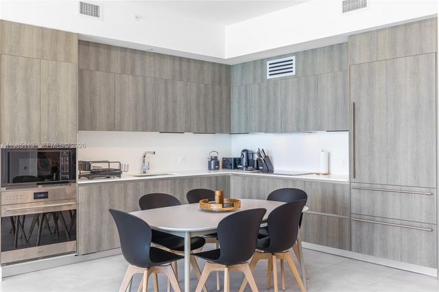 17550 Collins Ave 1202, Sunny Isles Beach, FL 33160