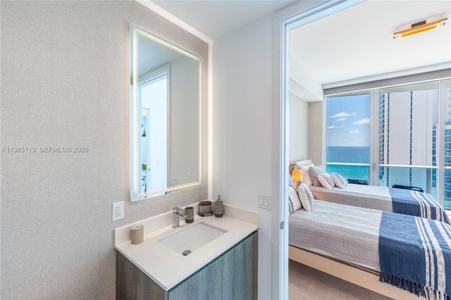 17550 Collins Ave 1202, Sunny Isles Beach, FL 33160