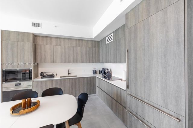 17550 Collins Ave 1202, Sunny Isles Beach, FL 33160