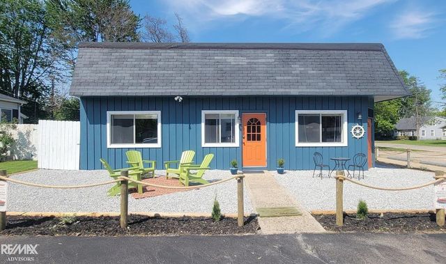 1401 Saint Clair Boulevard, Algonac, MI 48001