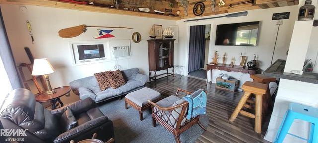 1401 Saint Clair Boulevard, Algonac, MI 48001