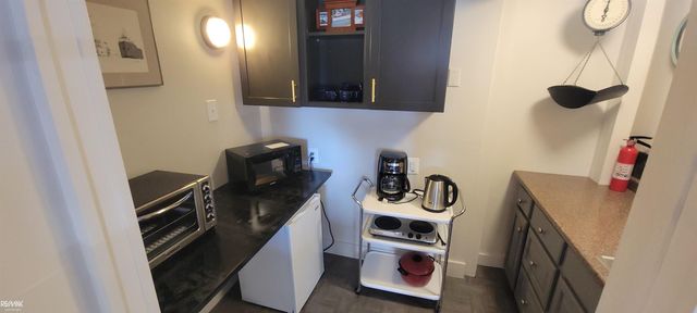 1401 Saint Clair Boulevard, Algonac, MI 48001