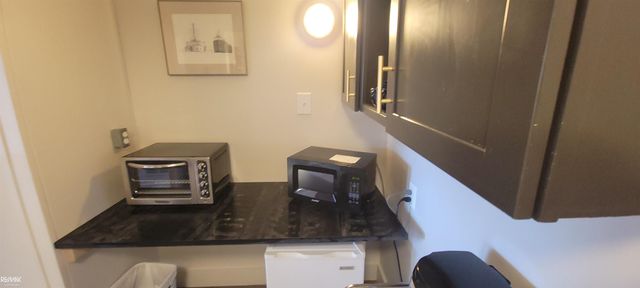 1401 Saint Clair Boulevard, Algonac, MI 48001