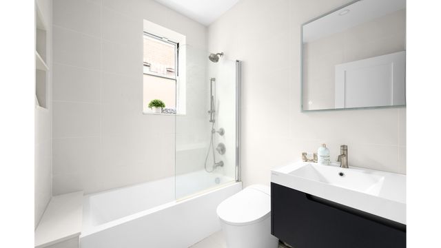 160 Wadsworth Ave Apt 508, New York City, NY 10033