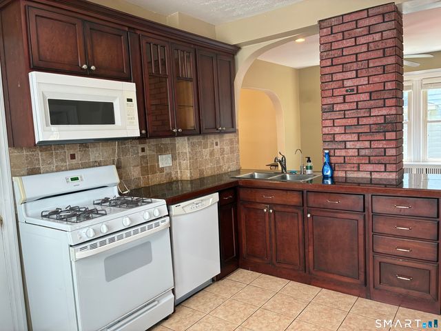 51 Nesbit Avenue, West Hartford, CT 06119