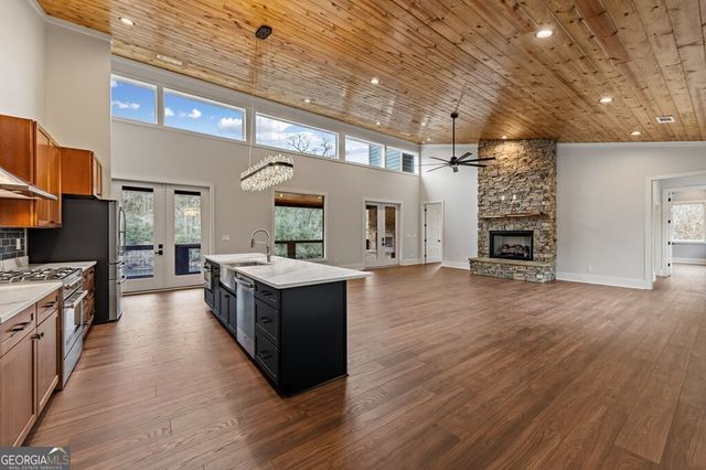 494 Riverbend Manor, Blue Ridge, GA 30513