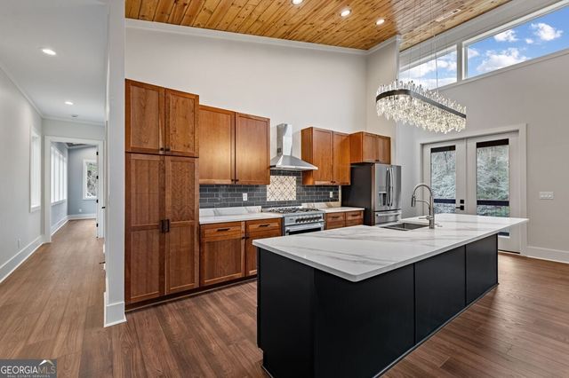 494 Riverbend Manor, Blue Ridge, GA 30513