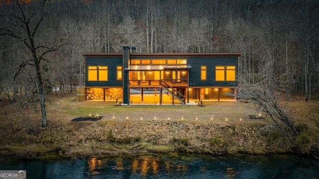 494 Riverbend Manor, Blue Ridge, GA 30513