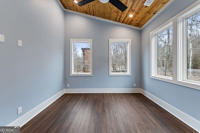 494 Riverbend Manor, Blue Ridge, GA 30513