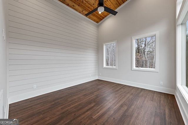 494 Riverbend Manor, Blue Ridge, GA 30513