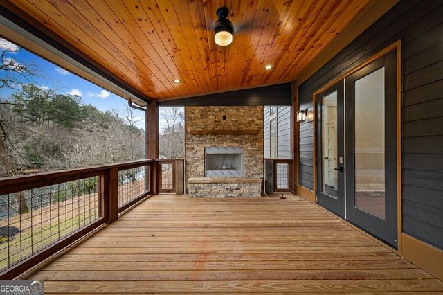 494 Riverbend Manor, Blue Ridge, GA 30513