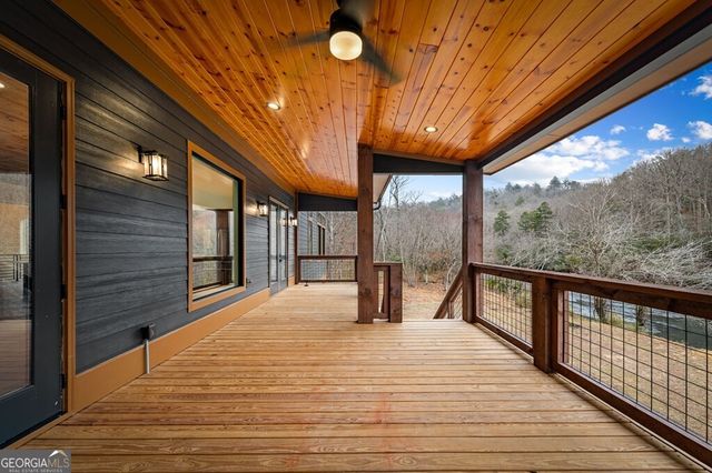 494 Riverbend Manor, Blue Ridge, GA 30513