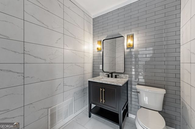 494 Riverbend Manor, Blue Ridge, GA 30513