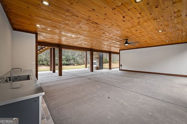 494 Riverbend Manor, Blue Ridge, GA 30513