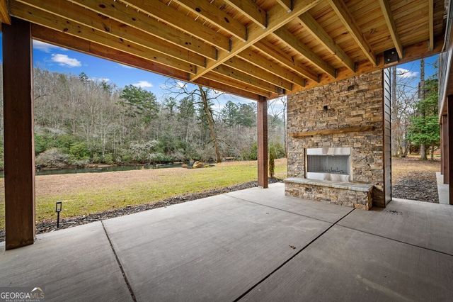 494 Riverbend Manor, Blue Ridge, GA 30513