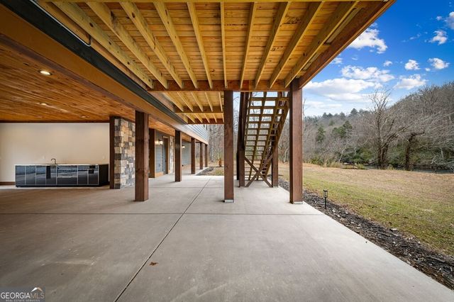 494 Riverbend Manor, Blue Ridge, GA 30513