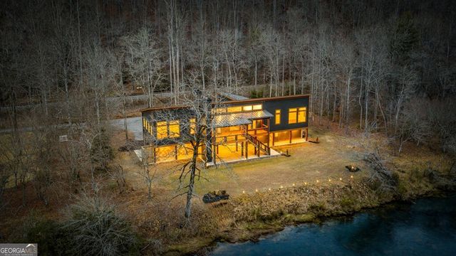 494 Riverbend Manor, Blue Ridge, GA 30513