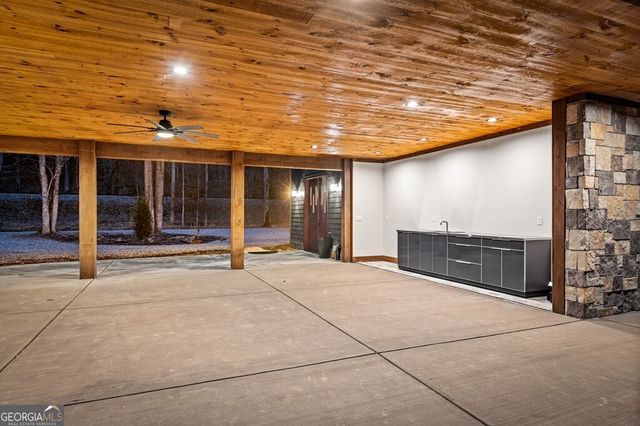 494 Riverbend Manor, Blue Ridge, GA 30513