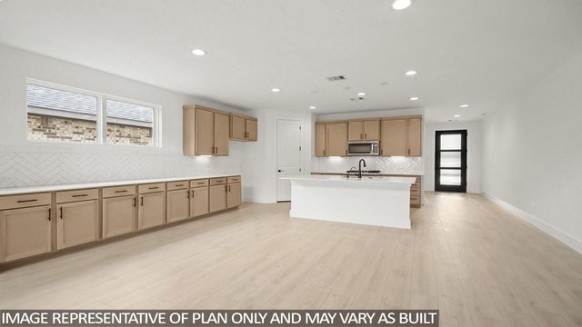 1108 Skyline Trails Avenue, Conroe, TX 77303