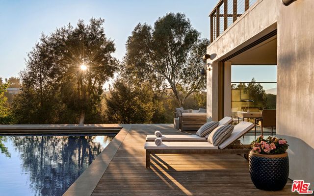 6701 Portshead Road, Malibu, CA 90265