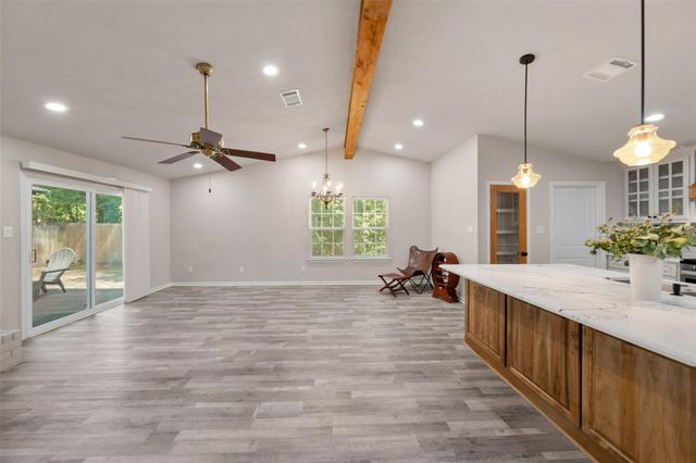 69 S Brookberry Court, The Woodlands, TX 77381