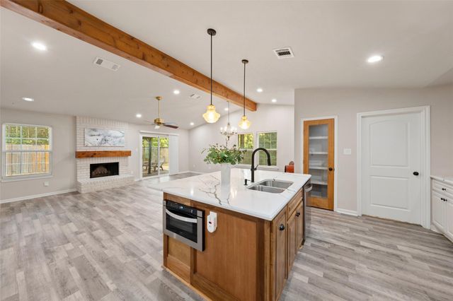 69 S Brookberry Court, The Woodlands, TX 77381