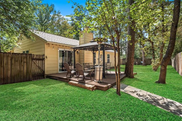 69 S Brookberry Court, The Woodlands, TX 77381
