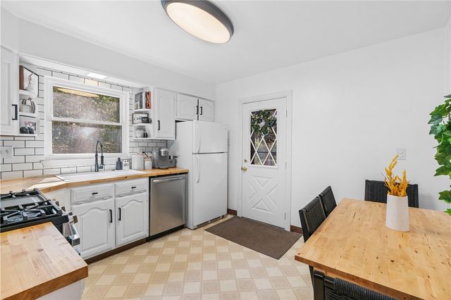 115 Woodcock Drive, Hopewell Twp, PA 15001