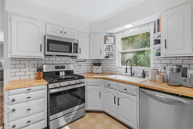 115 Woodcock Drive, Hopewell Twp, PA 15001