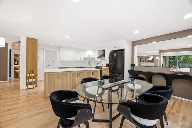 18719 136th Place SE, Renton, WA 98058
