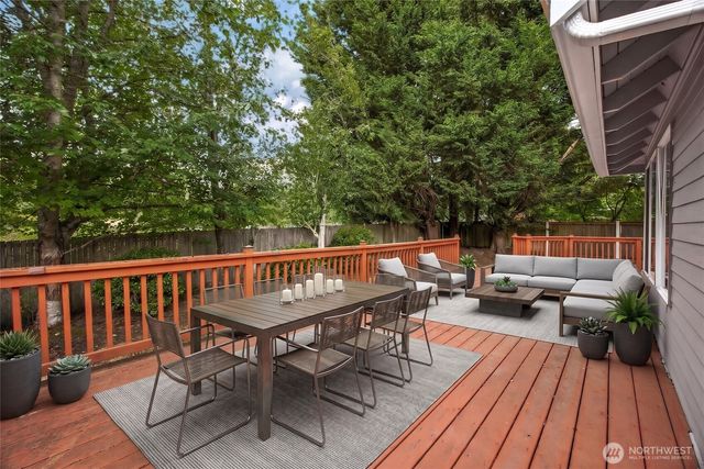 18719 136th Place SE, Renton, WA 98058