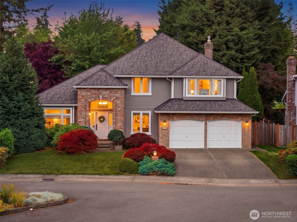 18719 136th Place SE, Renton, WA 98058