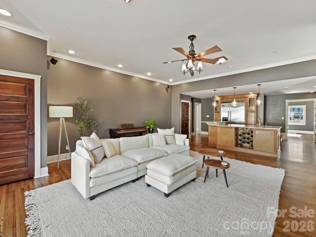 2215 Hassell Place, Charlotte, NC 28209