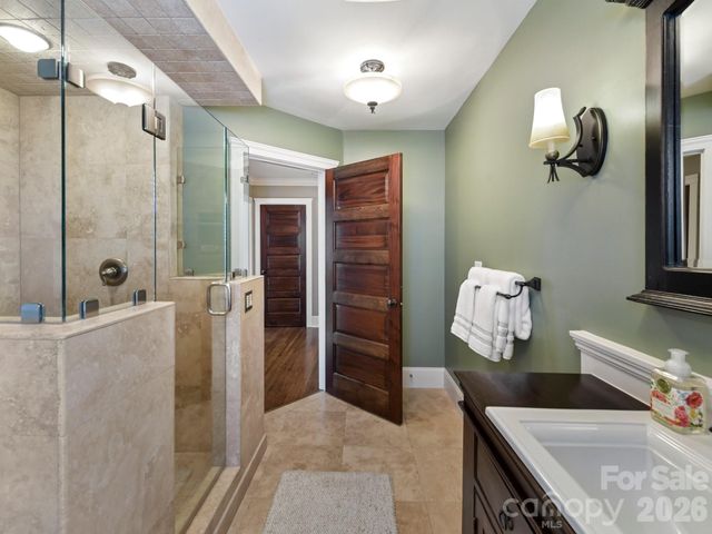 2215 Hassell Place, Charlotte, NC 28209