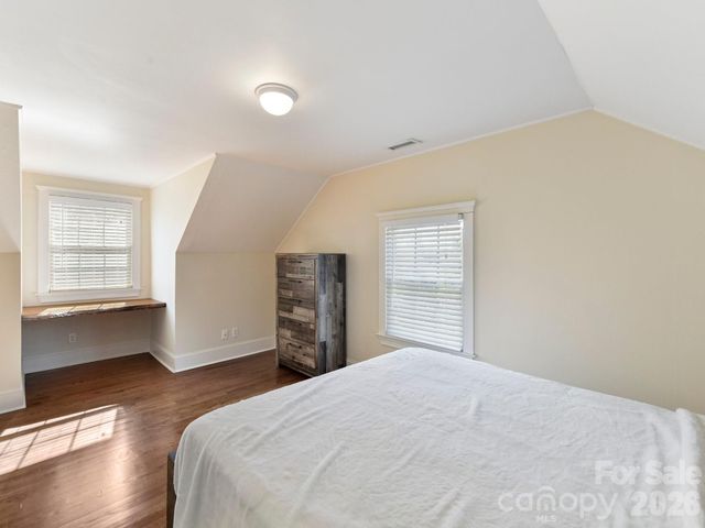 2215 Hassell Place, Charlotte, NC 28209