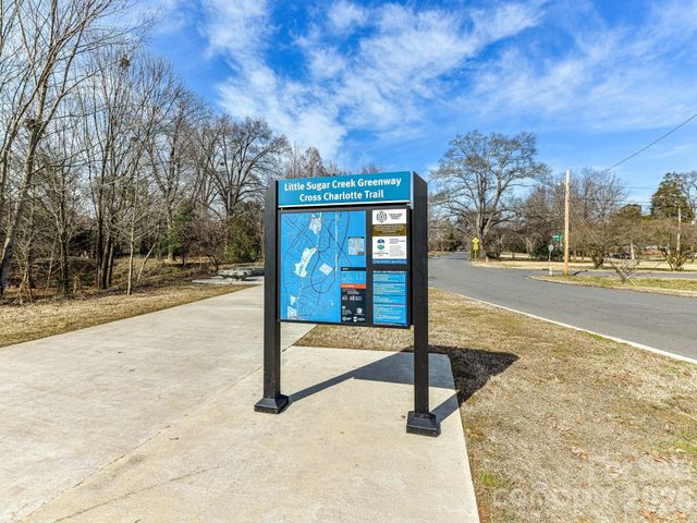 2215 Hassell Place, Charlotte, NC 28209