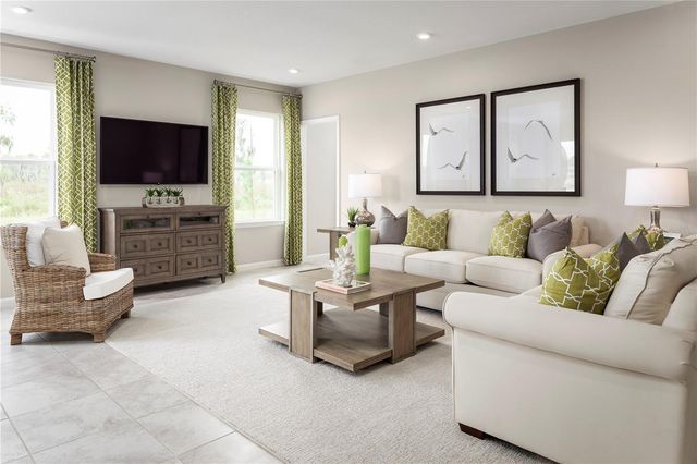 1747 UPLAND LANE, Winter Haven, FL 33884