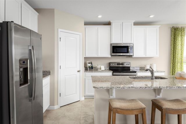 1747 UPLAND LANE, Winter Haven, FL 33884