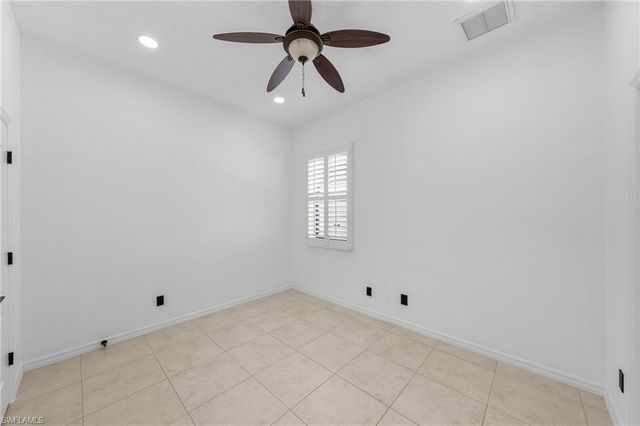 2628 Fairmont Cove CT, Cape Coral, FL 33991