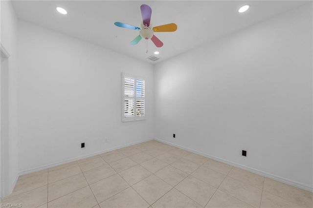 2628 Fairmont Cove CT, Cape Coral, FL 33991