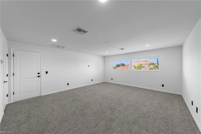 2628 Fairmont Cove CT, Cape Coral, FL 33991