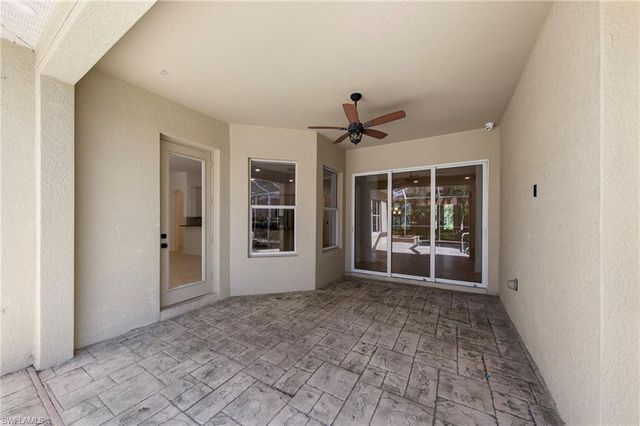 2628 Fairmont Cove CT, Cape Coral, FL 33991