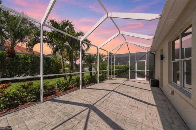 2628 Fairmont Cove CT, Cape Coral, FL 33991