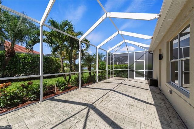 2628 Fairmont Cove CT, Cape Coral, FL 33991