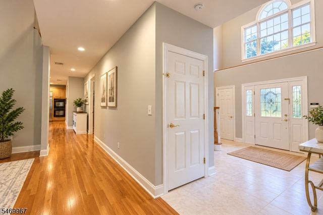 2 Concord Ct, Mahwah Twp., NJ 07430