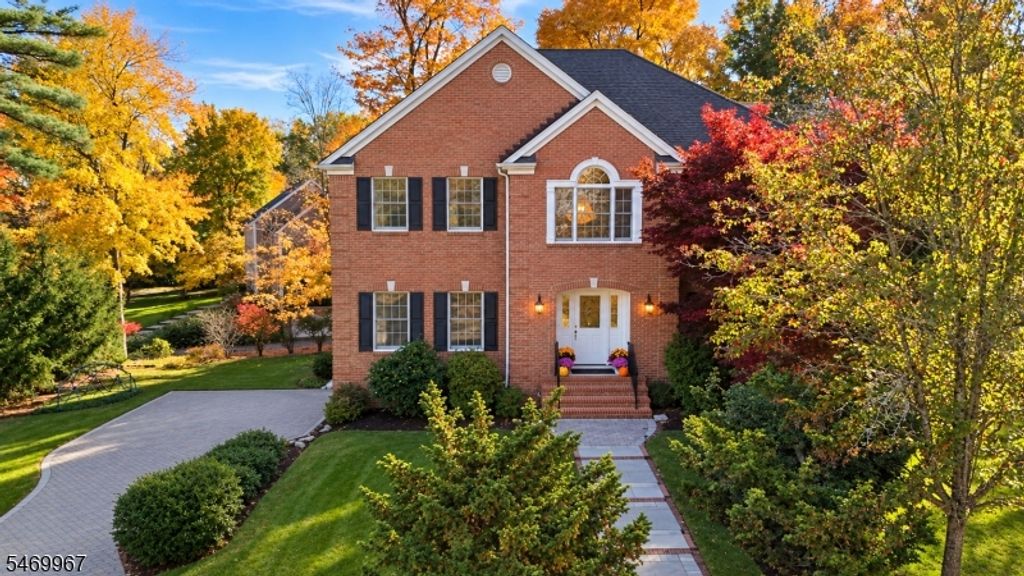2 Concord Ct, Mahwah Twp., NJ 07430
