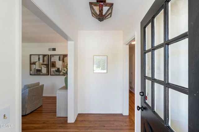 1300 Solita Road, Pasadena, CA 91103