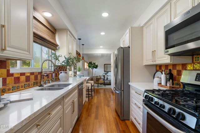 1300 Solita Road, Pasadena, CA 91103